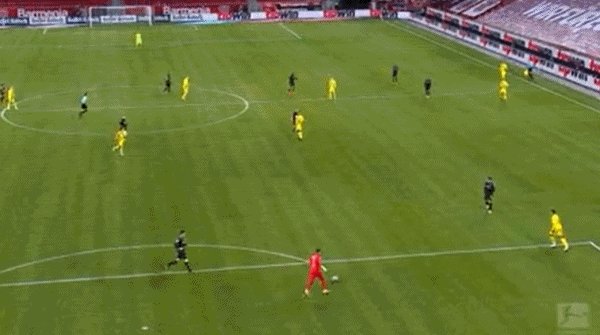1611093938861090376.gif 世界杯客户端下载说明-【德甲】药厂妖星绝杀 多特客场1比2遭换帅第2败